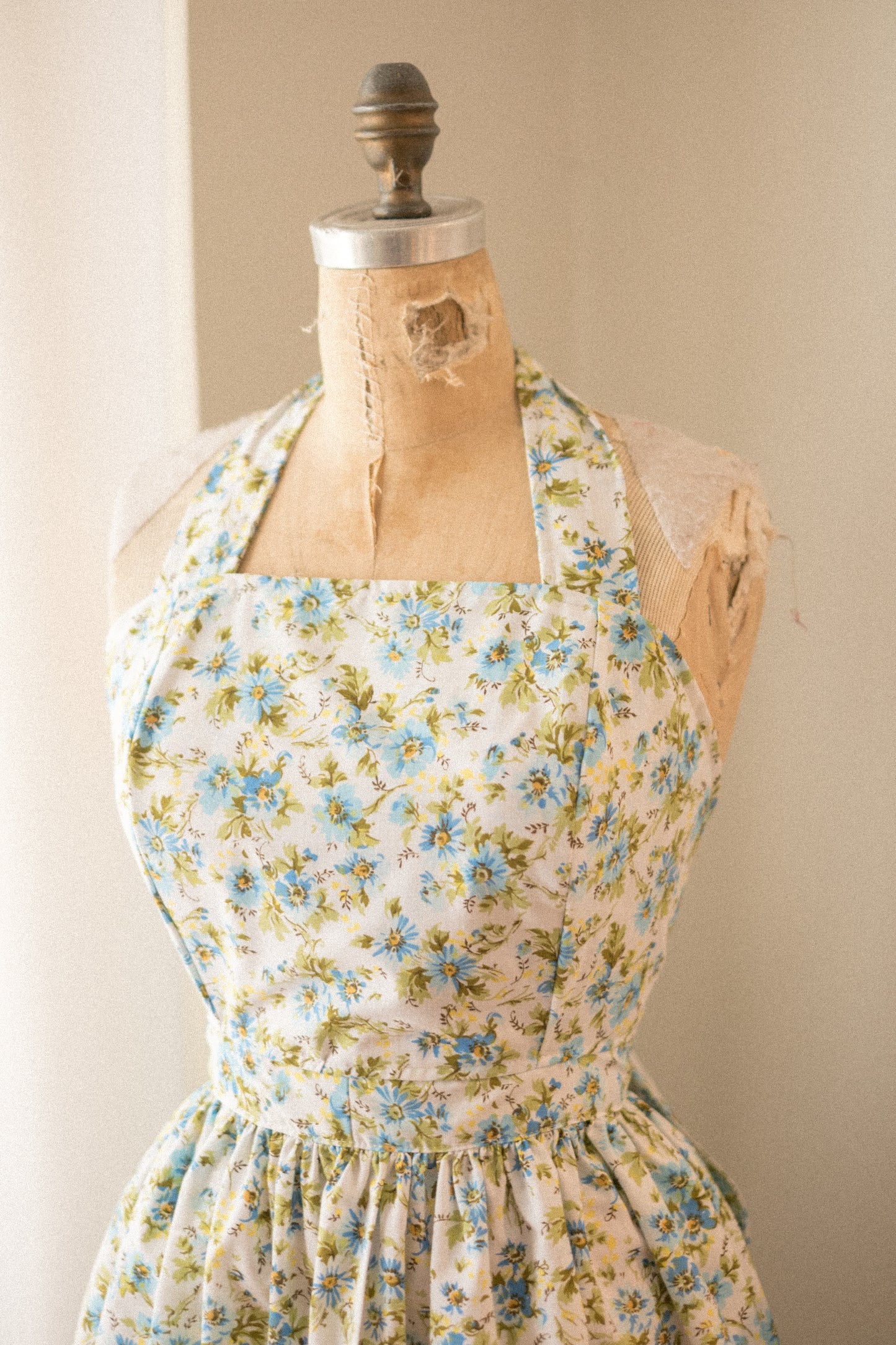 Handmade vintage floral apron set - old blue