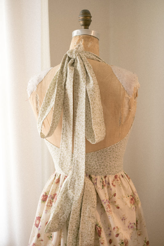 Handmade vintage floral apron - cottagecore