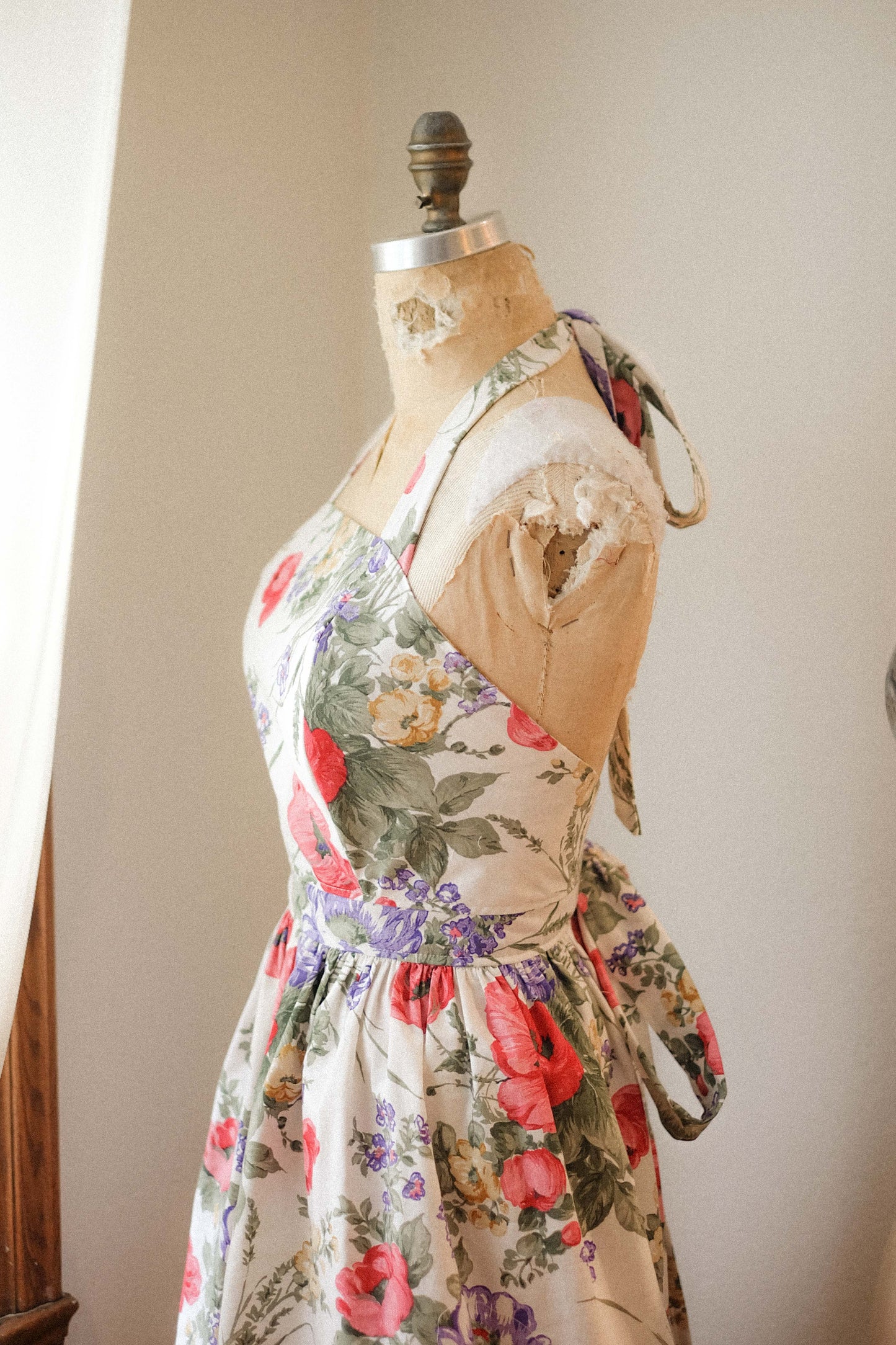 Handmade vintage floral apron - Poppy