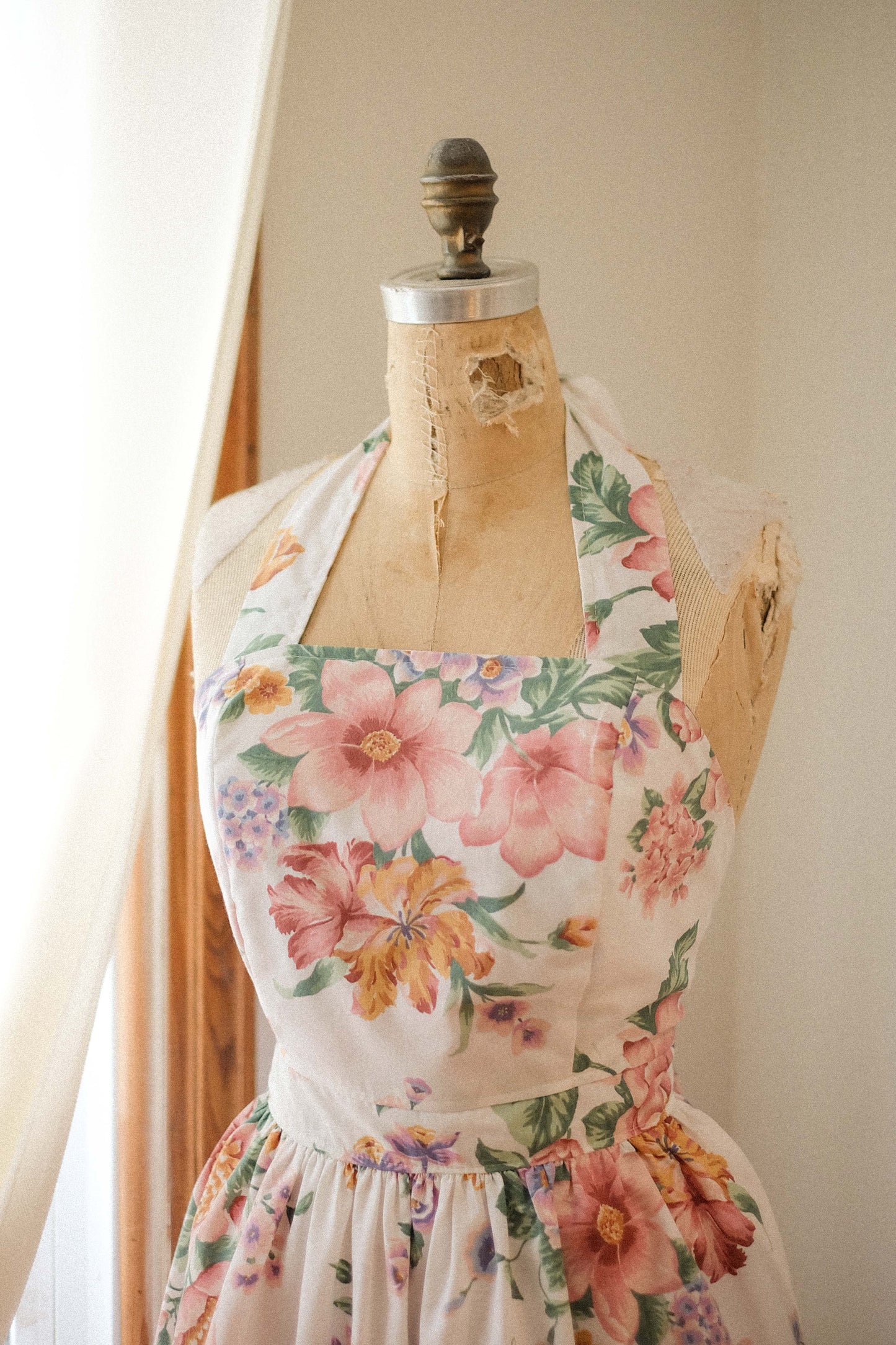 Handmade vintage floral apron - Sunshine